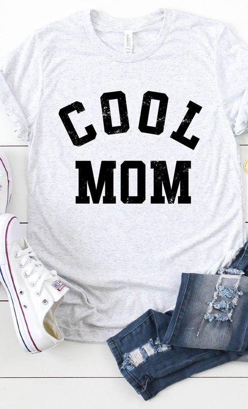 Retro Cool Mom Graphic Tee