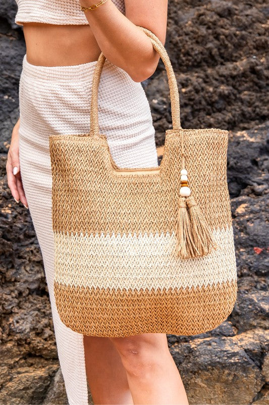 Valeria Two-Tone Straw Tote | URBAN ECHO SHOP