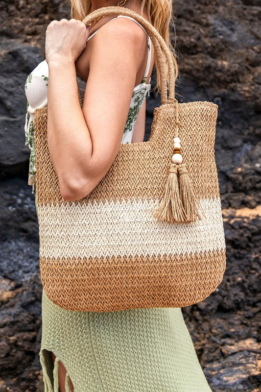 Valeria Two-Tone Straw Tote | URBAN ECHO SHOP