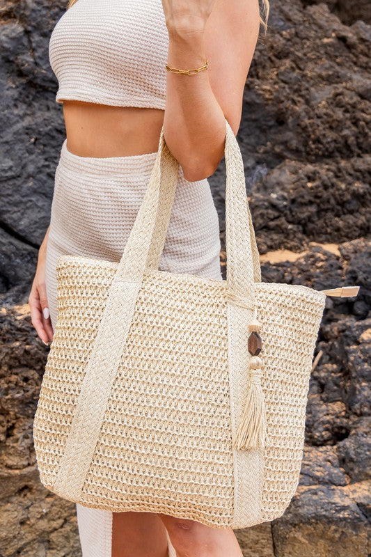 Izola Carry All Tassel Tote | URBAN ECHO SHOP