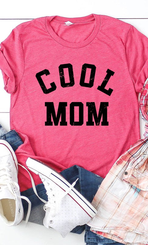Retro Cool Mom Graphic Tee