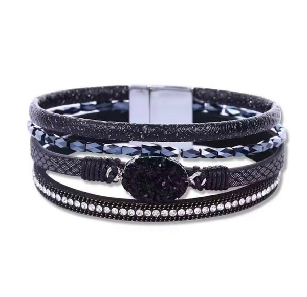Black Feather Gem Bracelet | URBAN ECHO SHOP