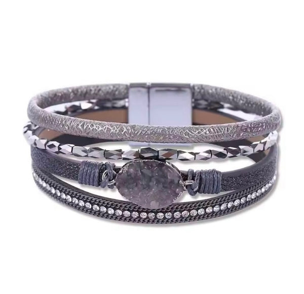 Grey Feather Gem Bracelet | URBAN ECHO SHOP