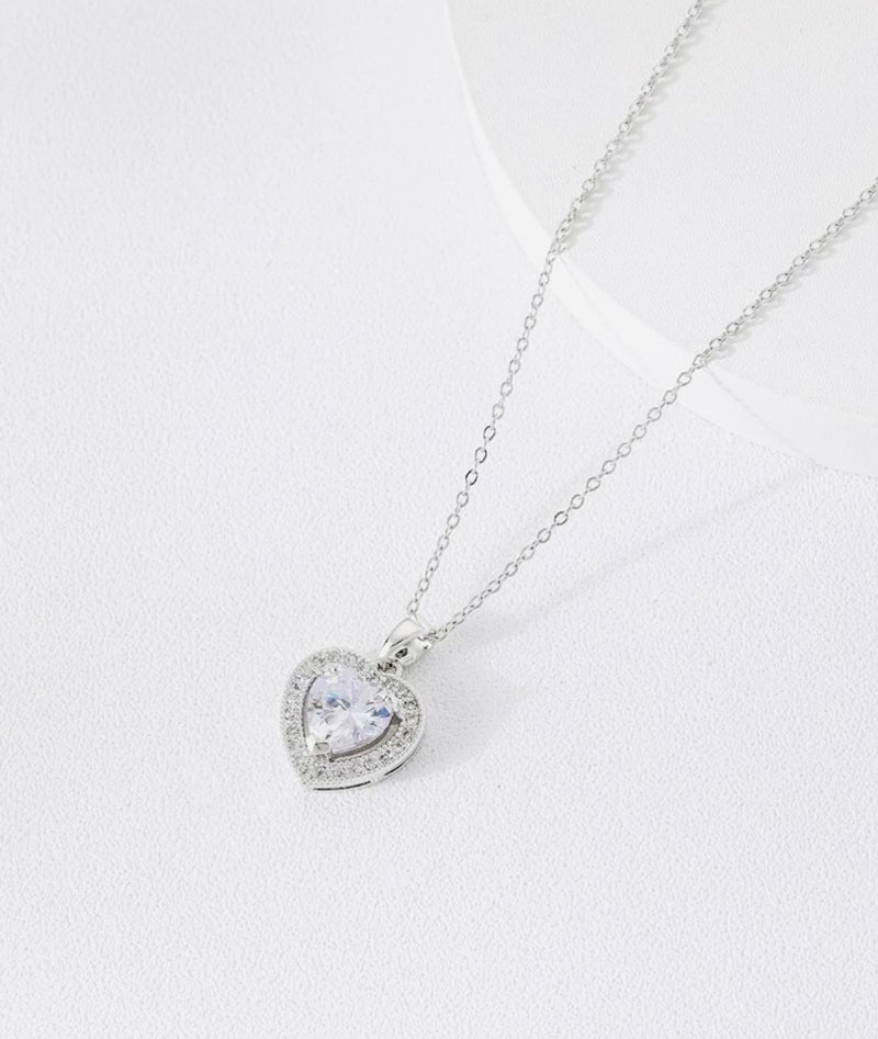 Crystal Stone Heart Necklace | URBAN ECHO SHOP