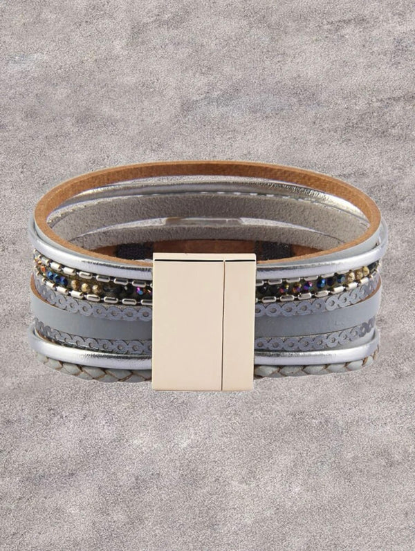 Pearly Shell Bracelet | URBAN ECHO SHOP