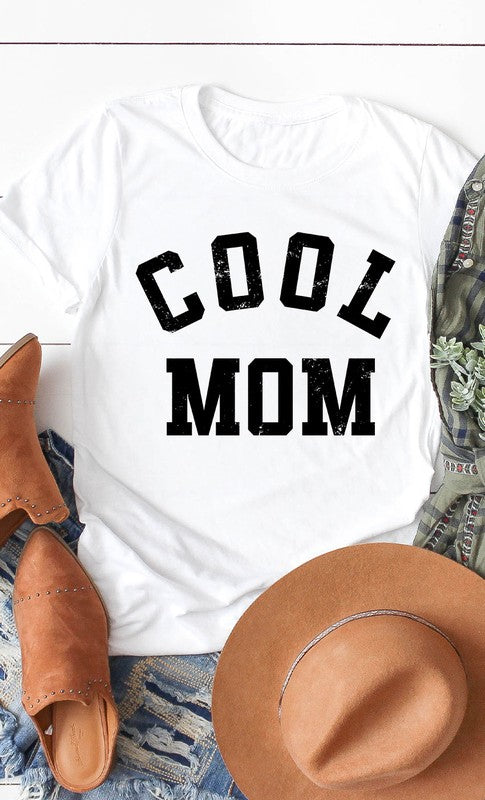 Retro Cool Mom Graphic Tee