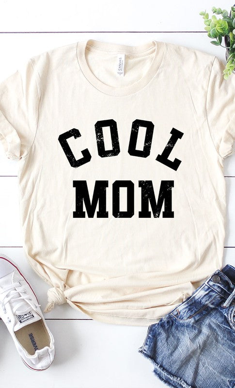 Retro Cool Mom Graphic Tee